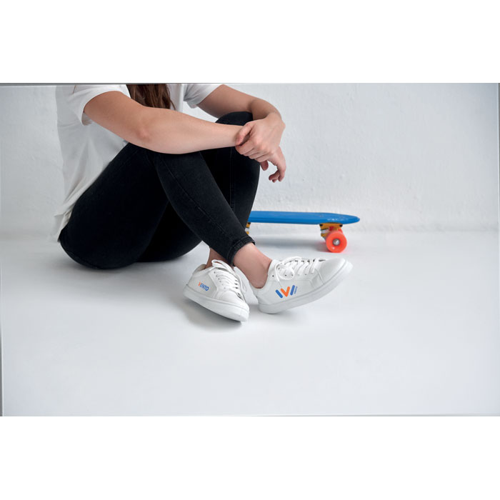 BLANCOS - Sneakers in PU maat 39