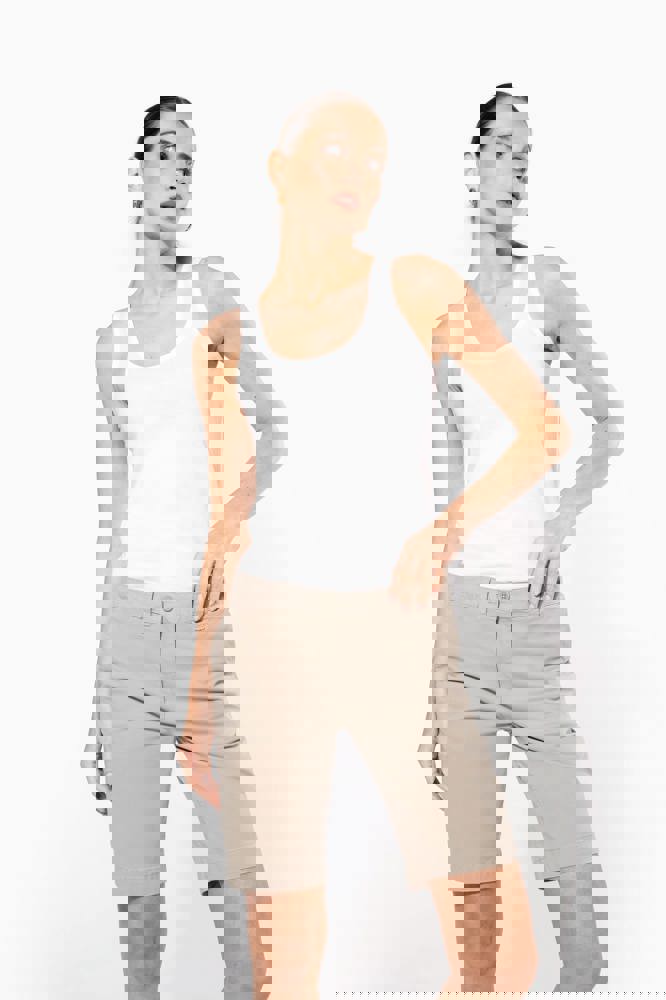 K751 - Dames chino bermudashorts