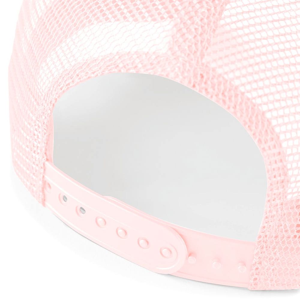 B640B - Kinderpet in mesh, verstelbaar aan de achterkant.