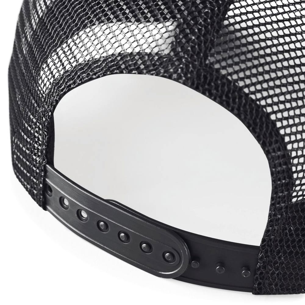 B640B - Kinderpet in mesh, verstelbaar aan de achterkant.